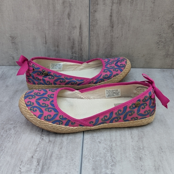 UGG Australia Indah Marrakesh Flat Twill Pink Blue Slipon Flats Women's Size 7 - Picture 1 of 12